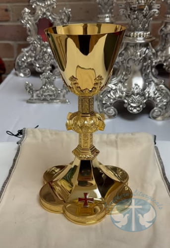 "The Crusader" Gothic Chalice and Paten - Item RD-002