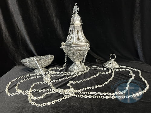 Censer and Boat Set Style 676 by Molina