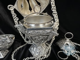 Censer and Boat Set Style 676 by Molina