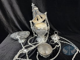 Censer and Boat Set Style 676 by Molina