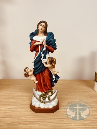 Our Lady Undoer of Knots Statue